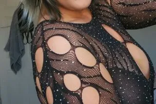 incalls and outcalls available... - Image 2