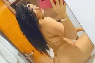 AVAILABLE 27/7 write me or call me I have gifts for you just ask about the baby - Image 1