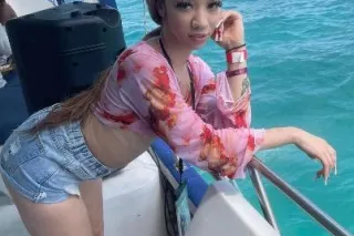 lets hang out 😉 - Image 2